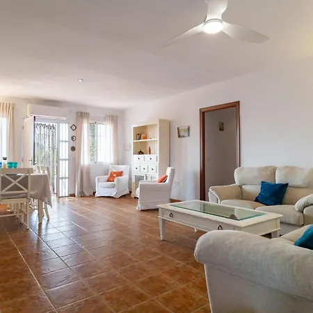 Holiday home Beautiful In Villanueva Del Rio Y M Villanueva del Rio y Minas
