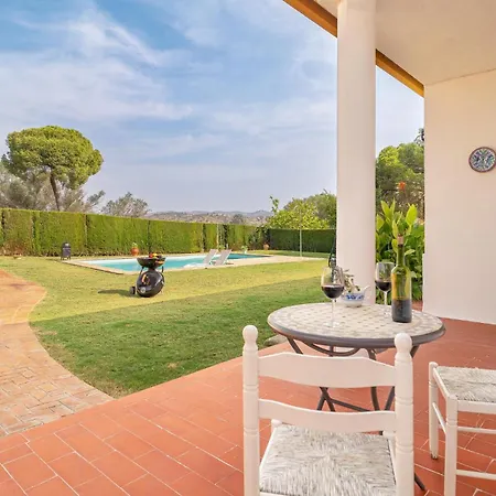 Holiday home Beautiful In Villanueva Del Rio Y M Villanueva del Rio y Minas
