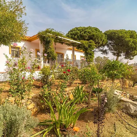 Holiday home Beautiful In Villanueva Del Rio Y M Villanueva del Rio y Minas